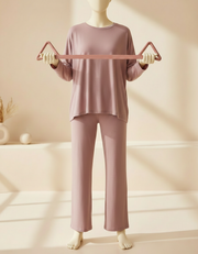 Open Set resistance band laid out ready for use with a faceless display mannequin